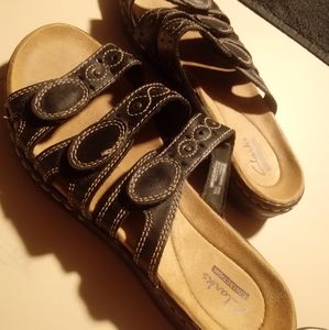 Clark's Collection Sandals Size 6